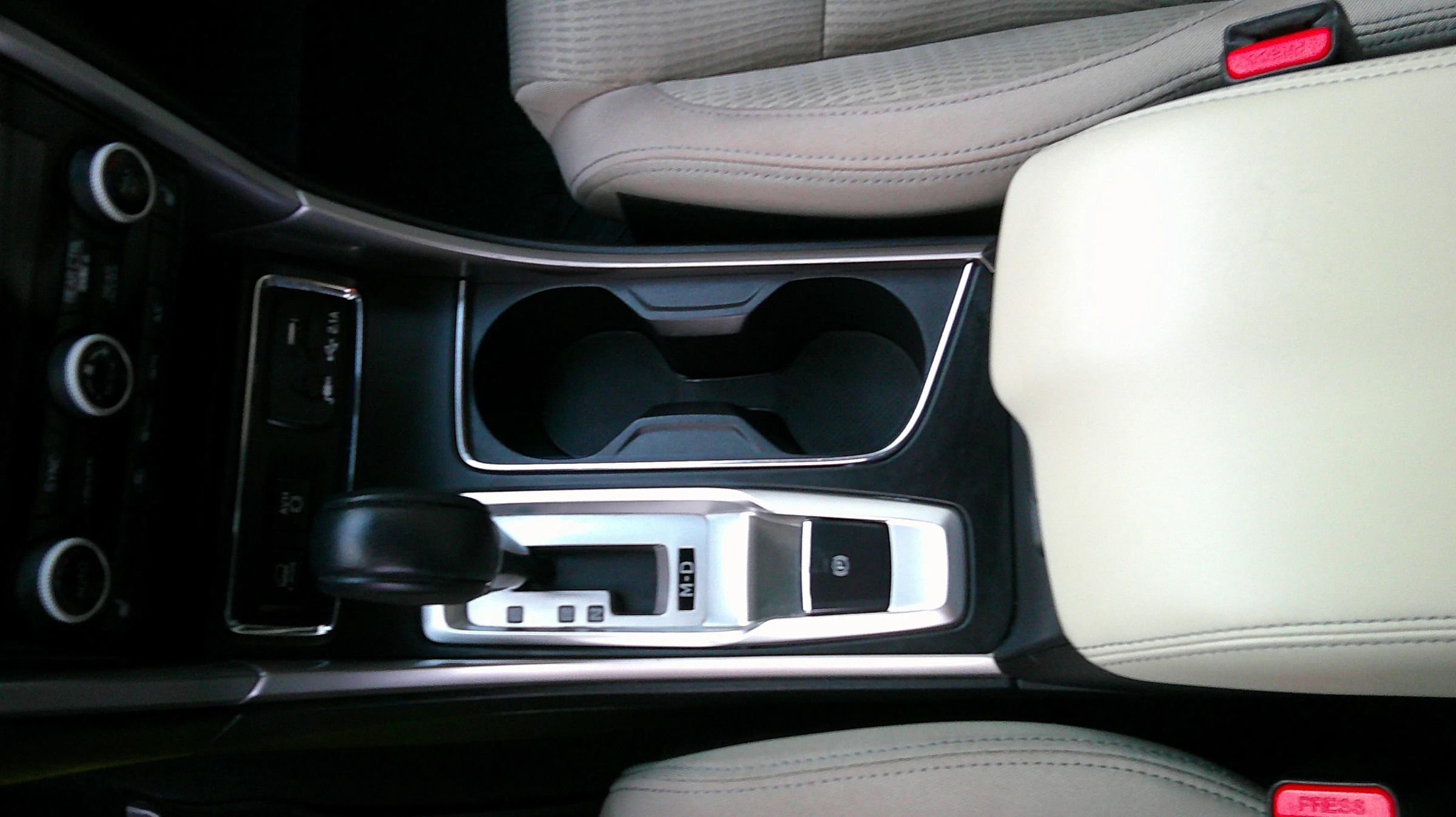 Used 2019 Subaru Ascent Premium image 27