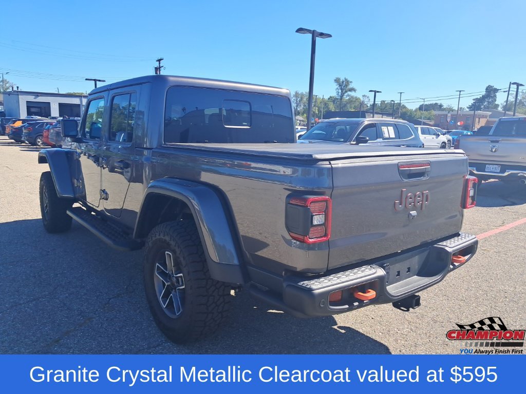 Used 2025 Jeep Gladiator Mojave AWD/4WD image 3