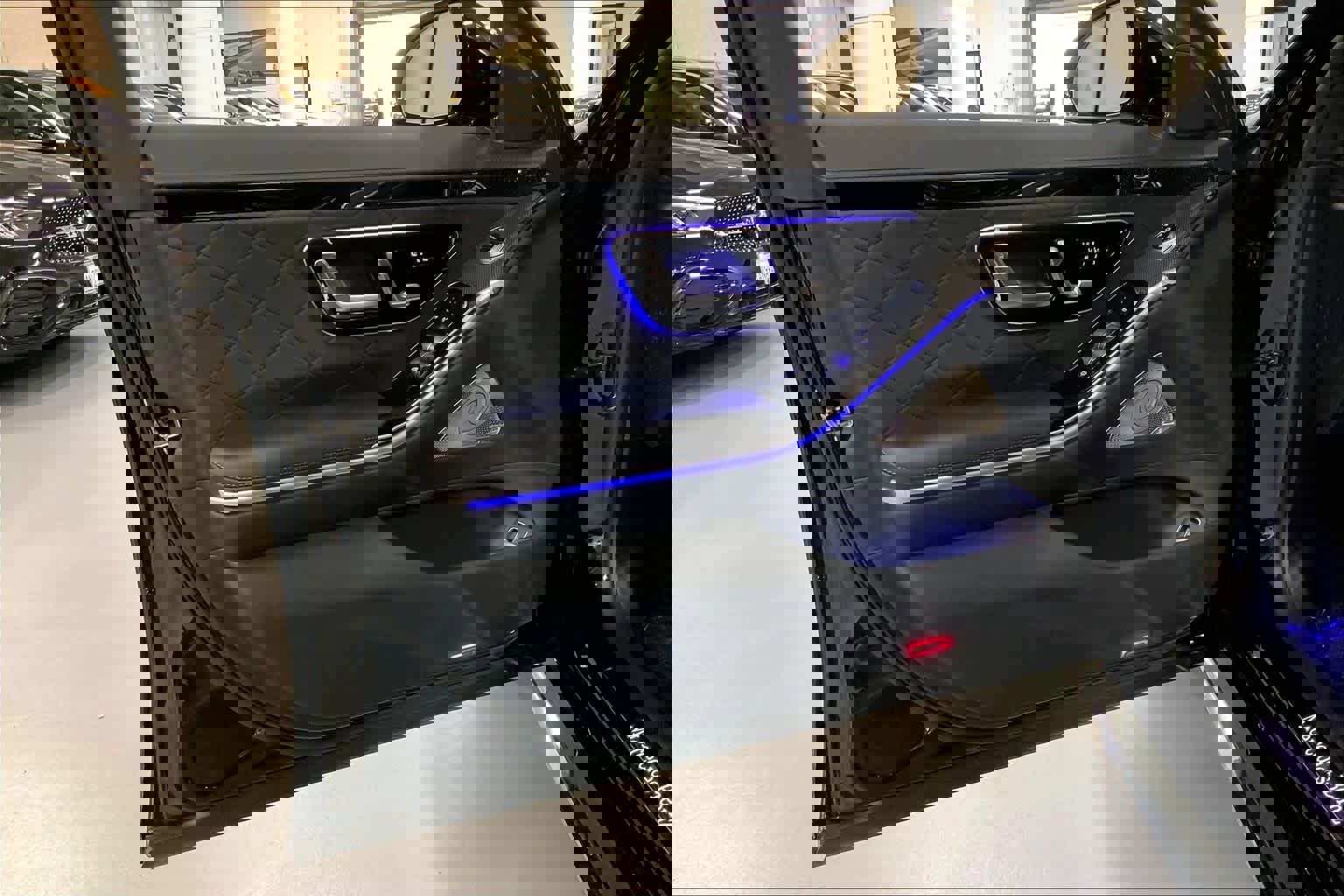 Used 2025 Mercedes-Benz S 500 4MATIC image 20