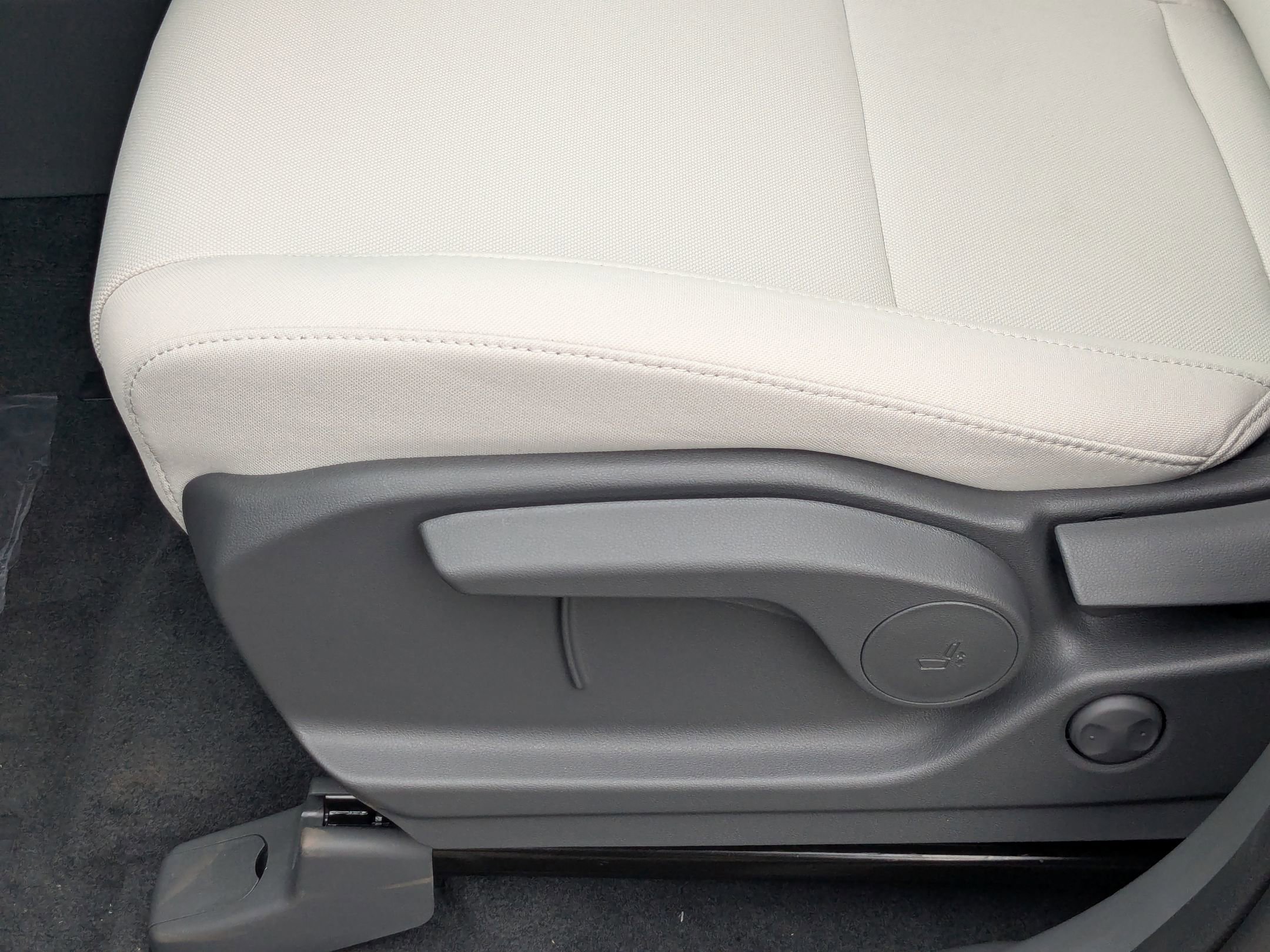 New 2026 Hyundai Santa Fe SE AWD/4WD image 18