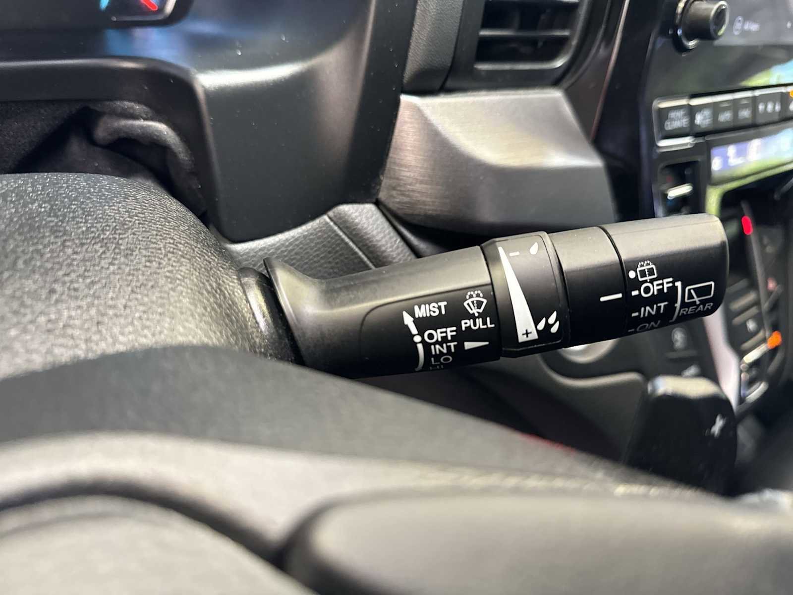 Used 2024 Honda Odyssey EX-L image 25