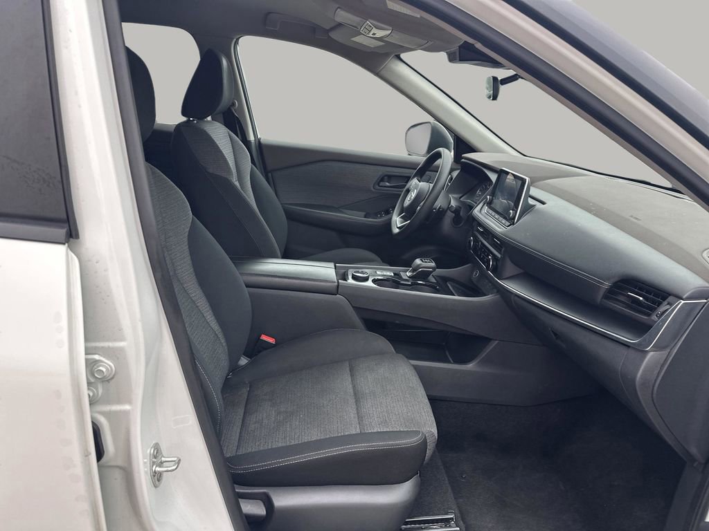 Used 2021 Nissan Rogue S image 22