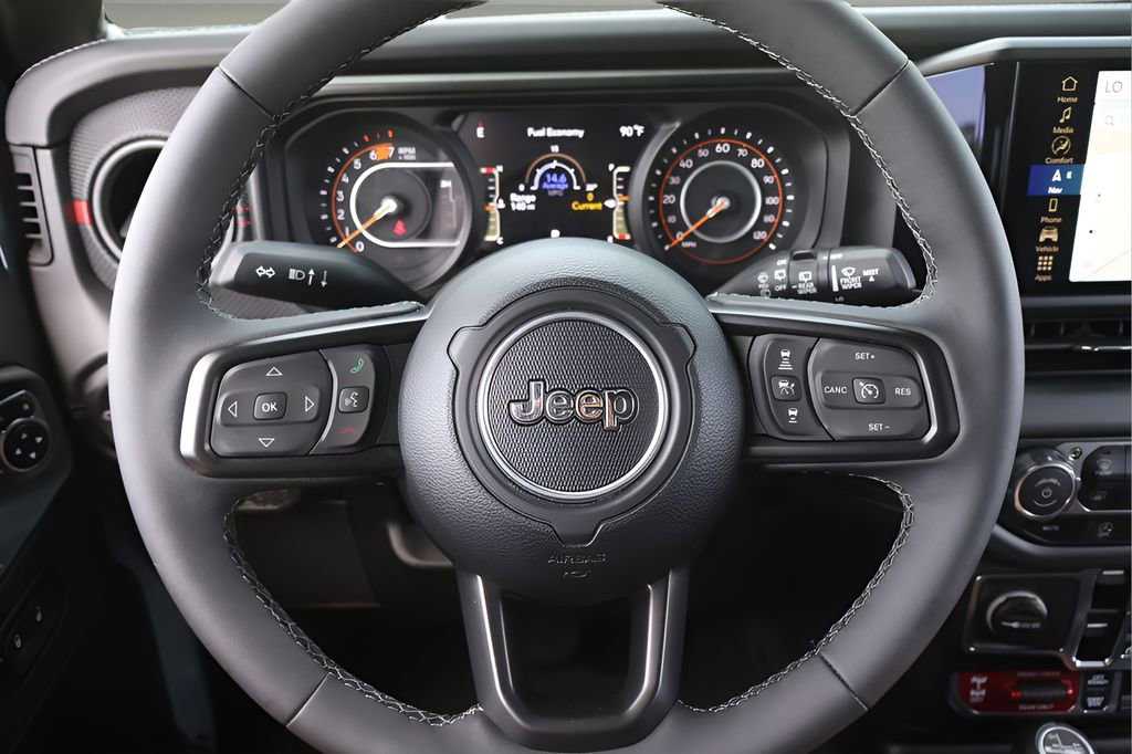 Used 2025 Jeep Wrangler Unlimited Rubicon AWD/4WD image 18