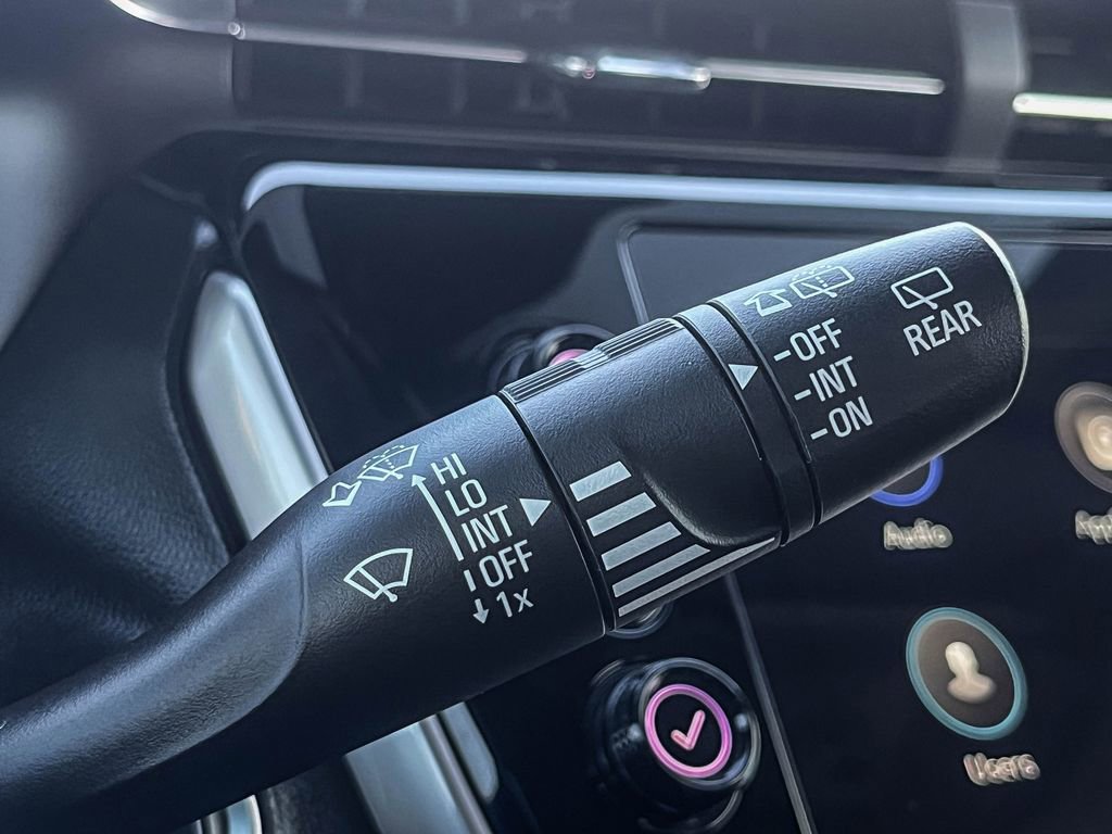 Used 2022 Chevrolet Bolt EUV LT image 48