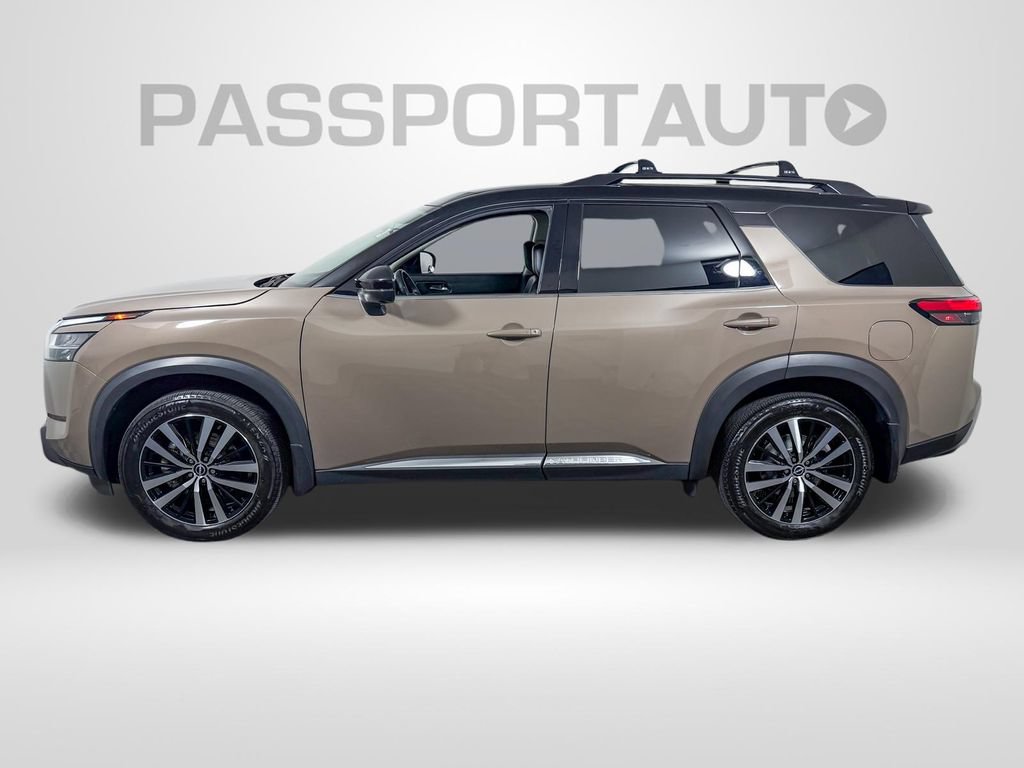 Certified 2023 Nissan Pathfinder Platinum AWD/4WD image 11