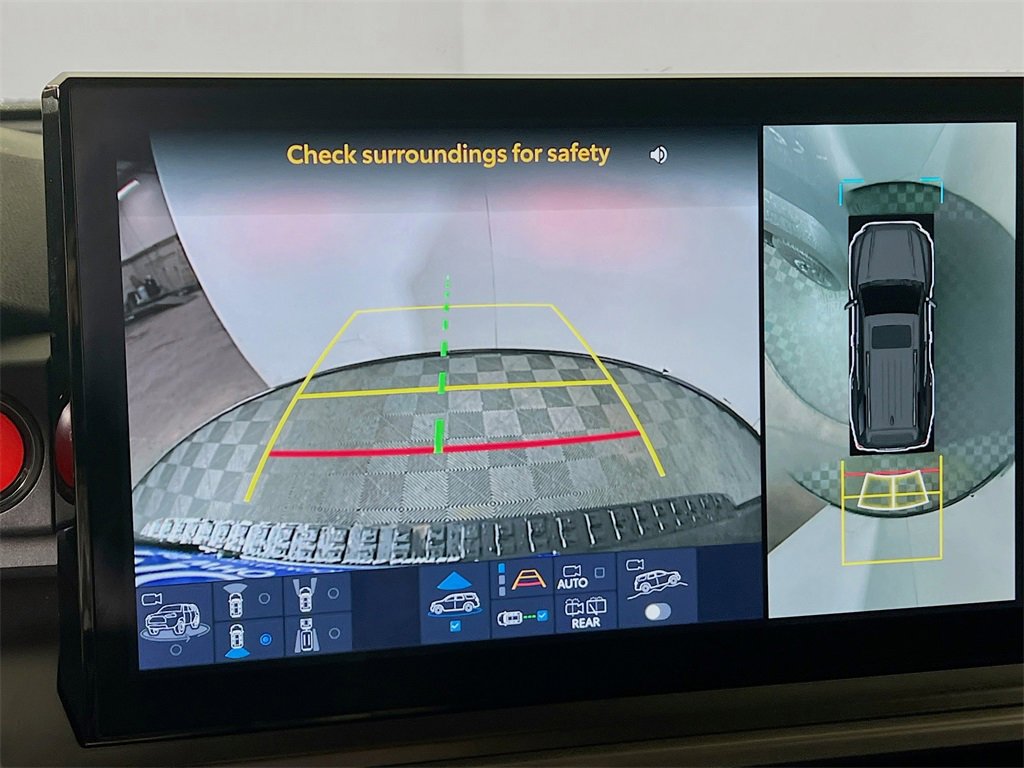 Certified 2025 Toyota 4Runner TRD Off-Road Premium image 13