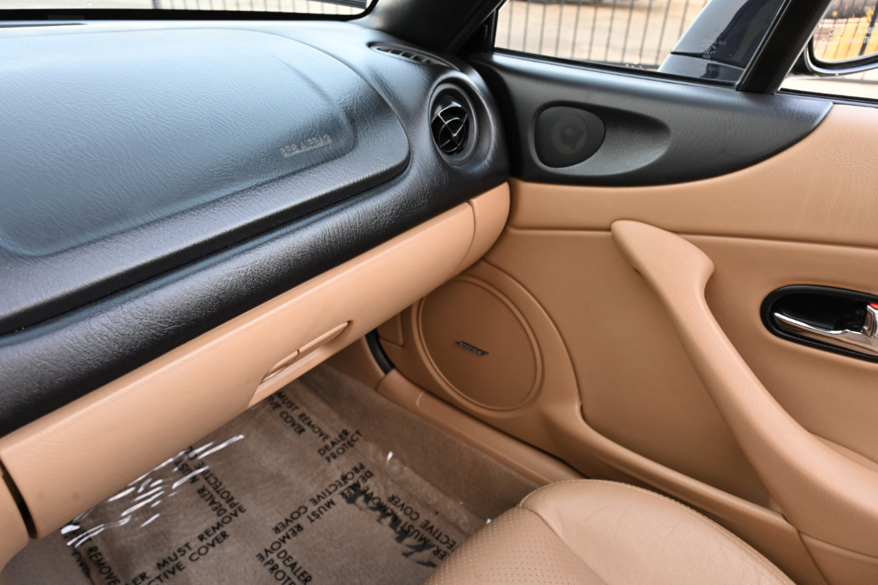 Used 2001 MAZDA MX-5 Miata LS RWD image 34
