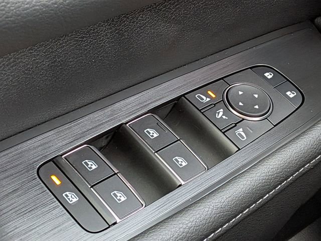 New 2026 Nissan Armada SL w/ Captain's Chari Seat Package image 24