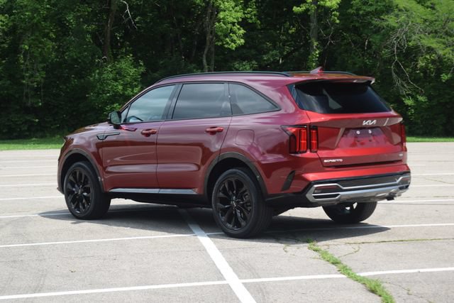 Used 2023 Kia Sorento SX AWD/4WD image 25
