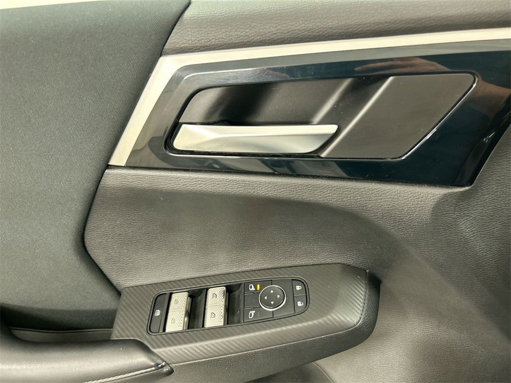 Used 2022 Mitsubishi Outlander ES image 11