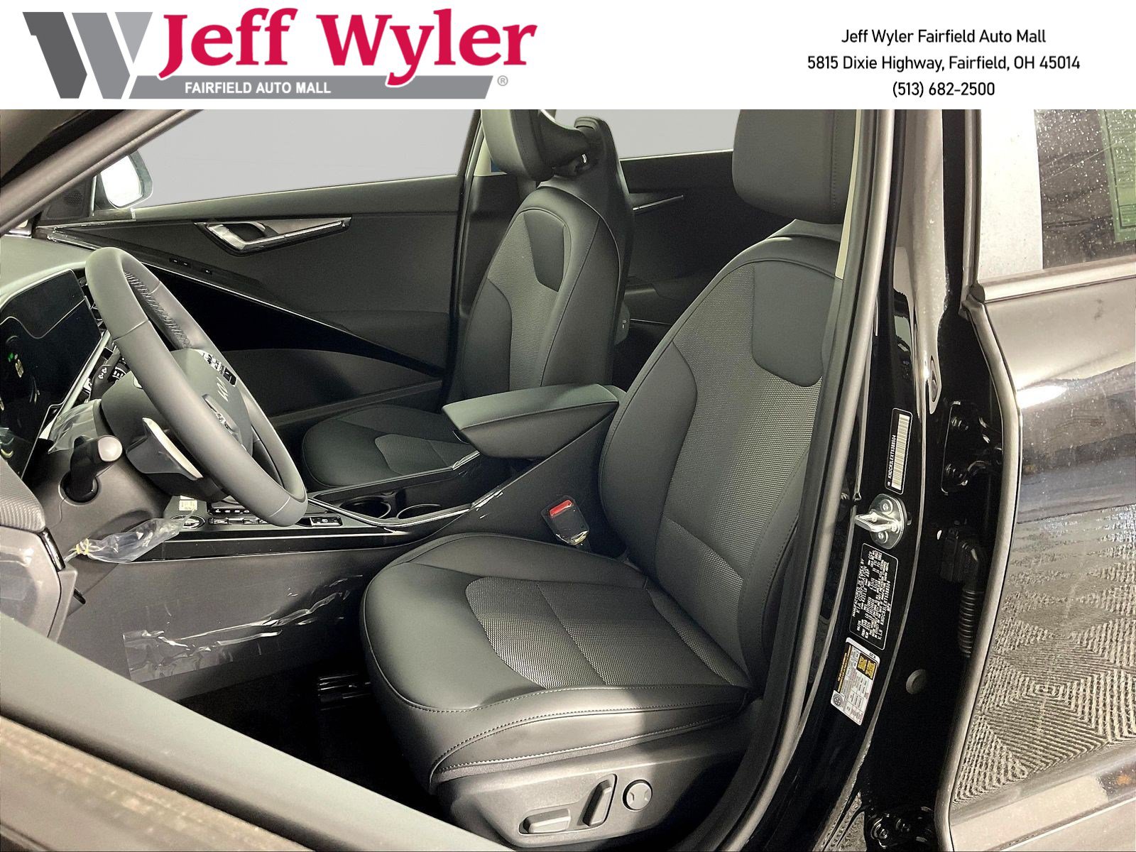 New 2026 Kia Niro EX FWD image 17