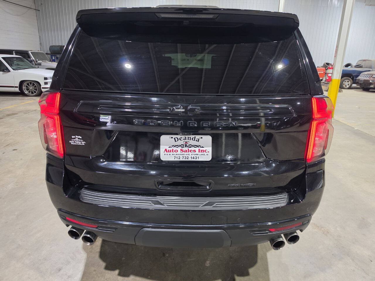 Used 2023 Chevrolet Suburban Premier AWD/4WD image 12