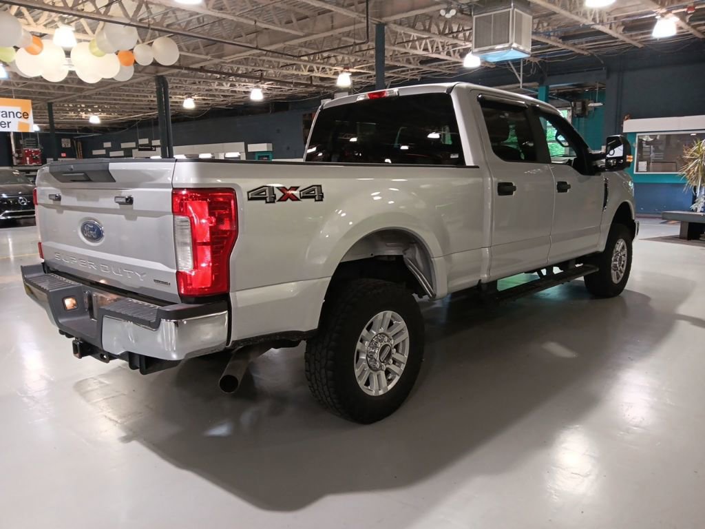 Used 2018 Ford F250 XL w/ STX Appearance Package AWD/4WD image 6