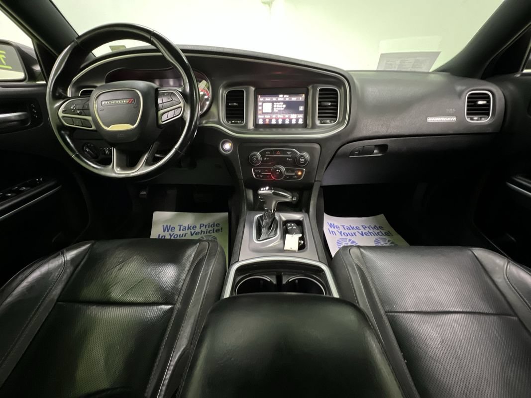 Used 2021 Dodge Charger SXT w/ Leather Interior Group RWD image 18