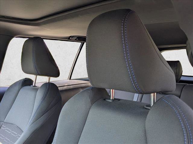Used 2022 Toyota RAV4 SE w/ Convenience Package AWD/4WD image 10