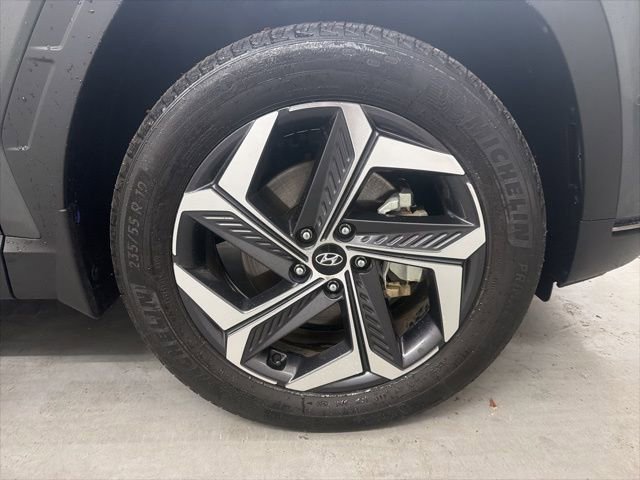 Used 2023 Hyundai Tucson Limited image 12