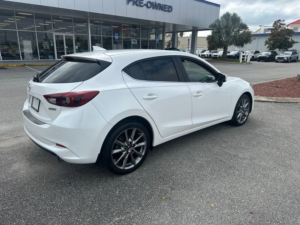 Used 2018 MAZDA MAZDA3 Grand Touring w/ Premium Equipment Package image 3