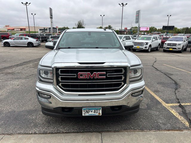 Used 2018 GMC Sierra 1500 SLE w/ SLE Value Package AWD/4WD image 2