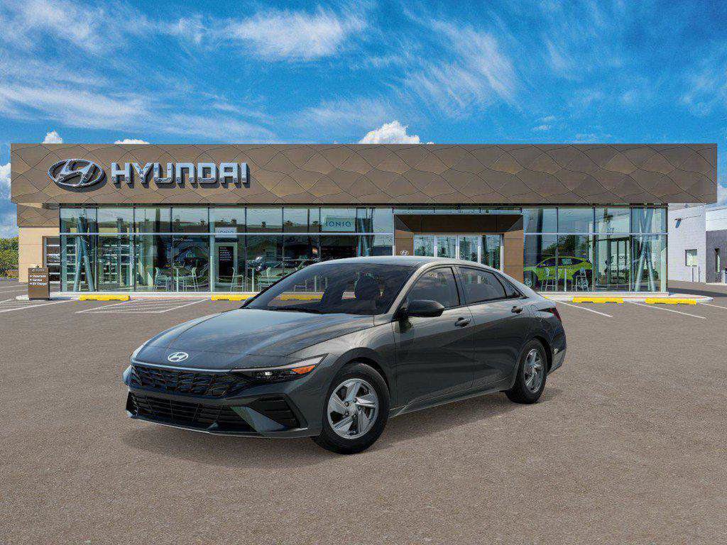 New 2026 Hyundai Elantra SE