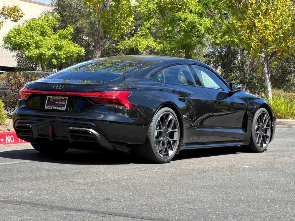 New 2026 Audi RS e-tron GT performance AWD/4WD image 4