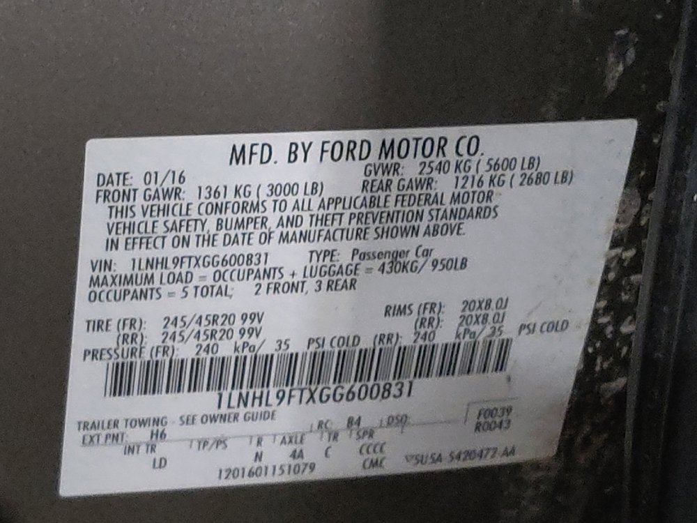 Used 2016 Lincoln MKS AWD w/ Equipment Group 201A image 33