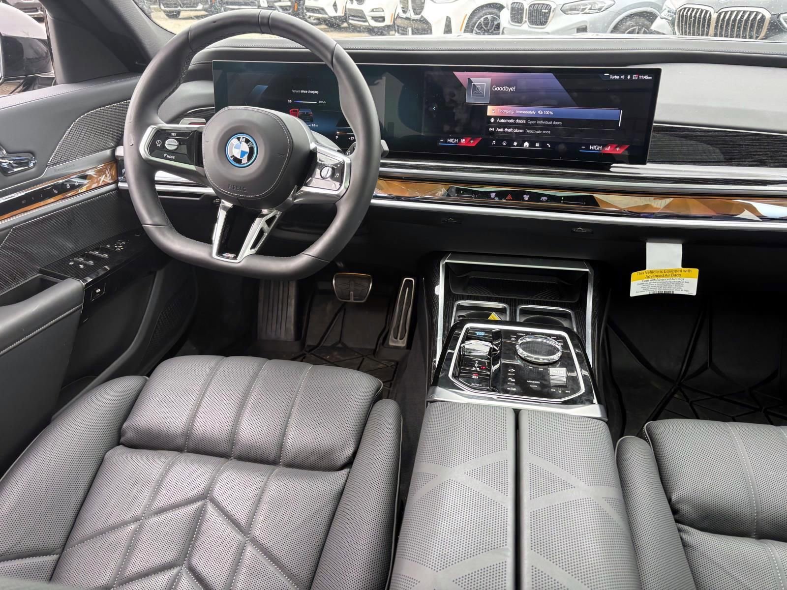 Used 2026 BMW i7 xDrive60 w/ Executive Package AWD/4WD image 32