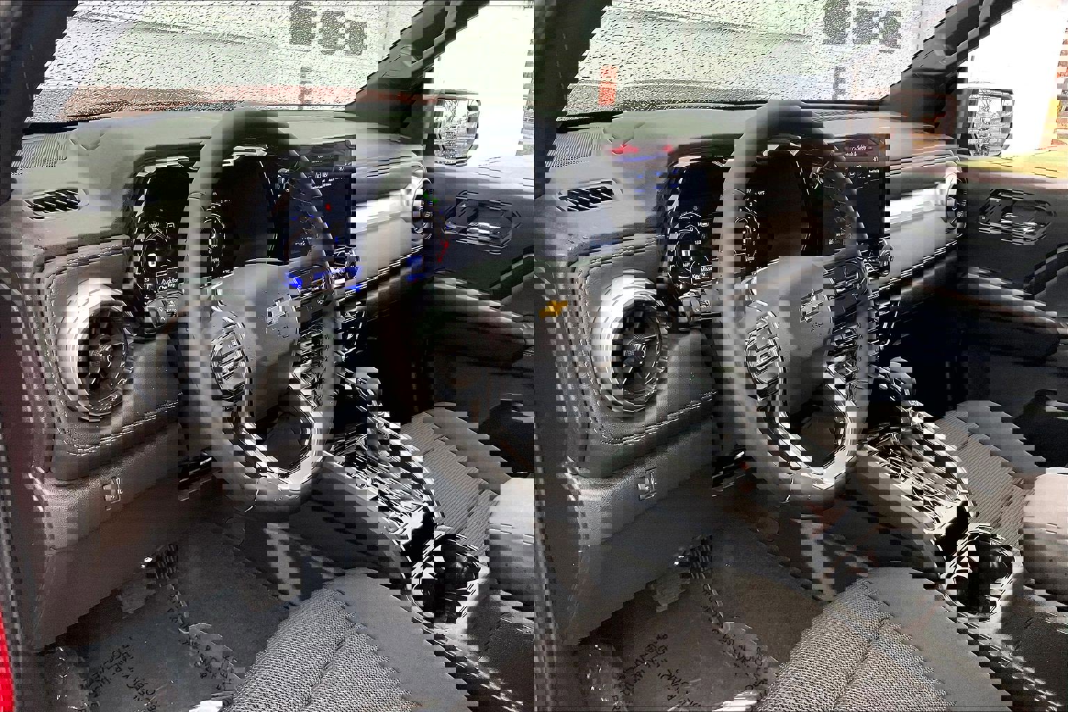 Used 2024 Chevrolet Colorado LT w/ LT Convenience Package image 18