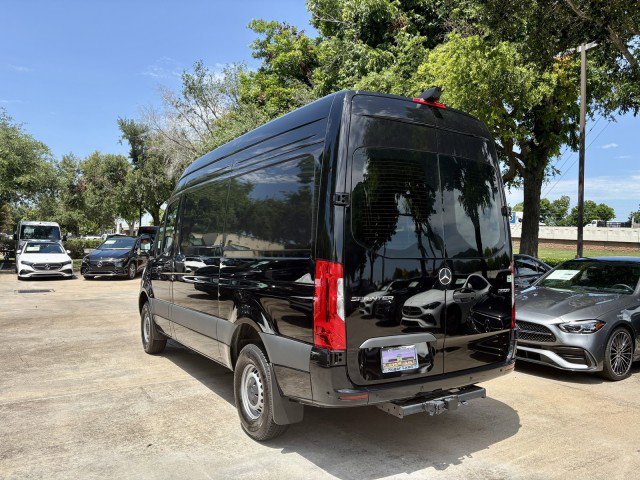 New 2025 Mercedes-Benz Sprinter 2500 image 3