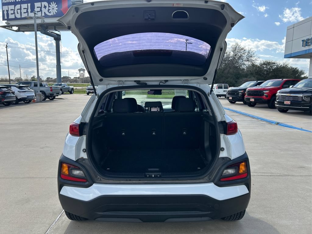 Used 2019 Hyundai Kona SE FWD image 12