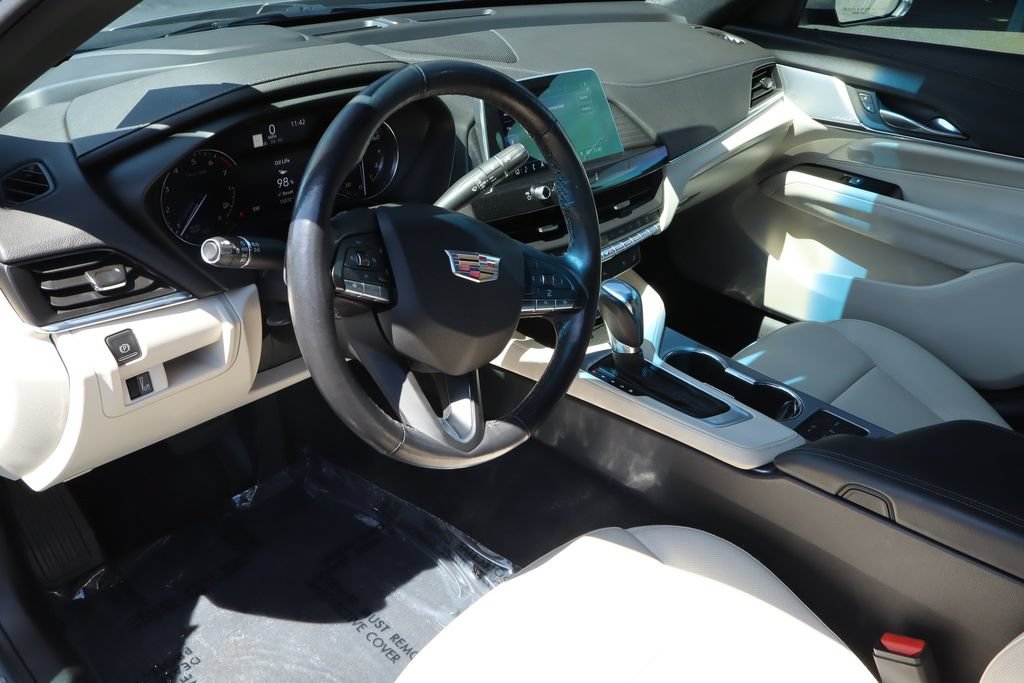 Used 2020 Cadillac CT4 Premium Luxury RWD image 17