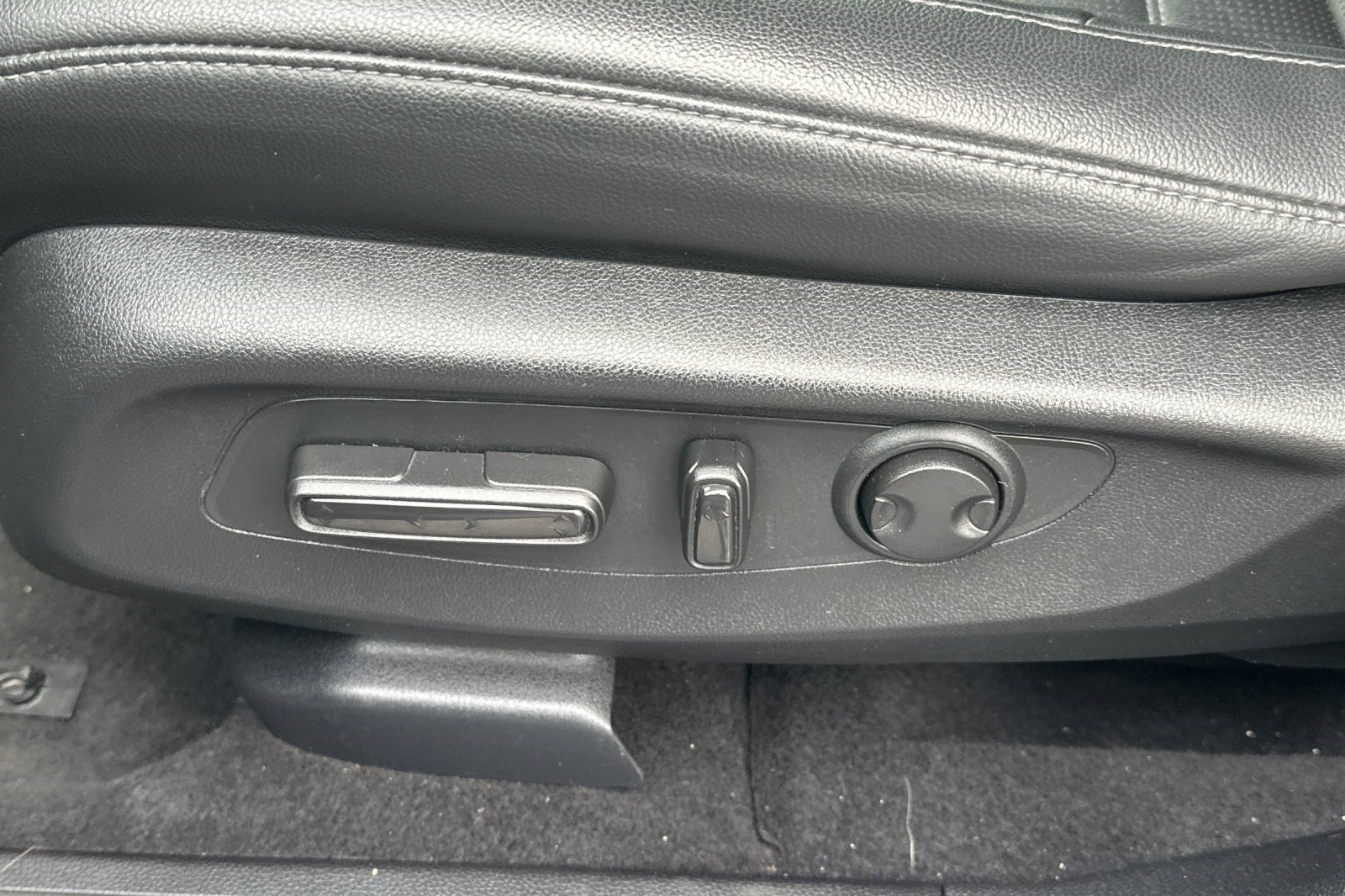 Used 2024 Honda CR-V EX-L image 15
