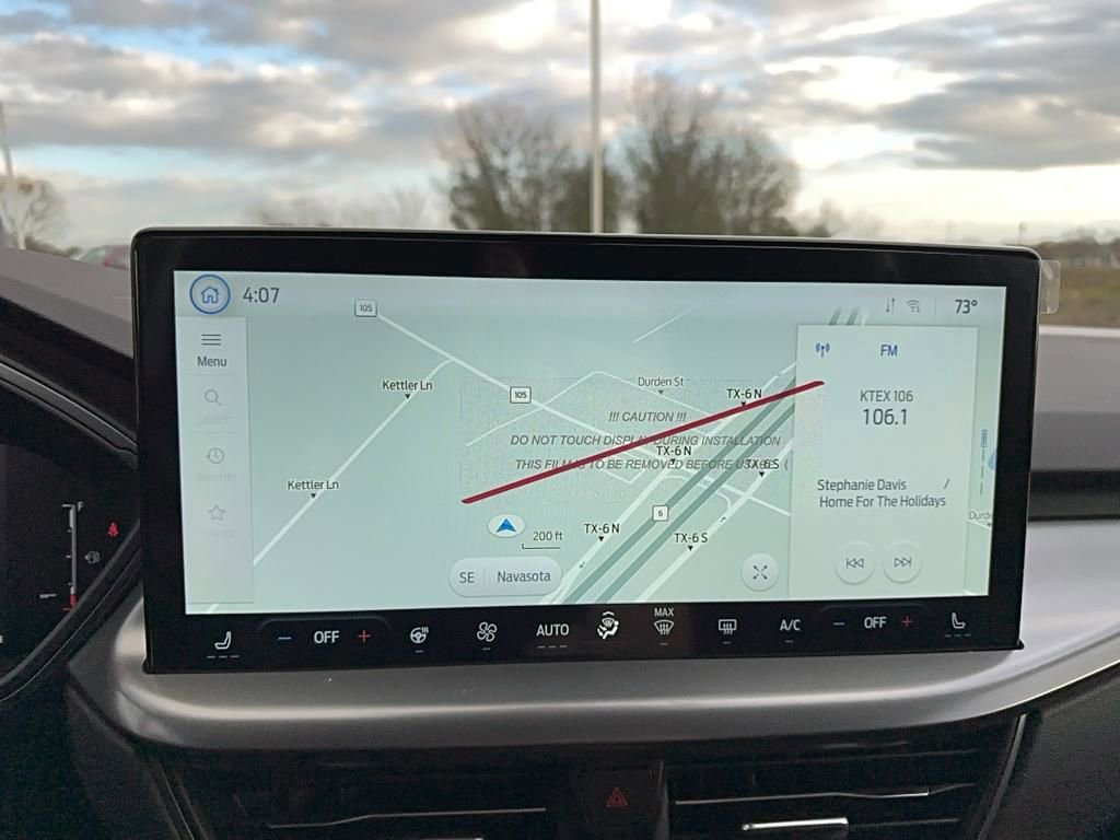 New 2025 Ford Escape SE image 23