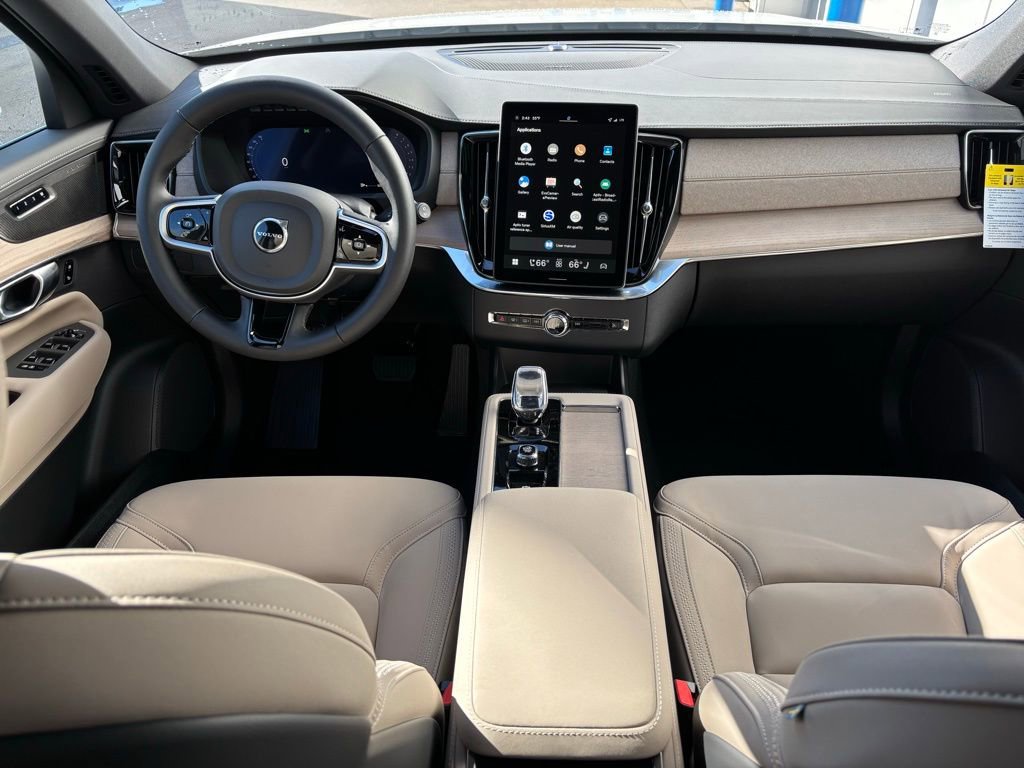 New 2026 Volvo XC90 B6 Plus w/ Protection Package image 9