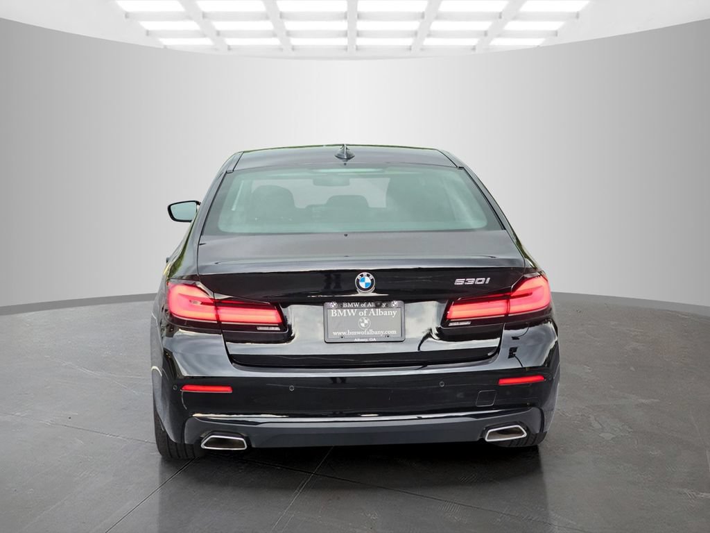 Used 2023 BMW 530i w/ Premium Package RWD image 5