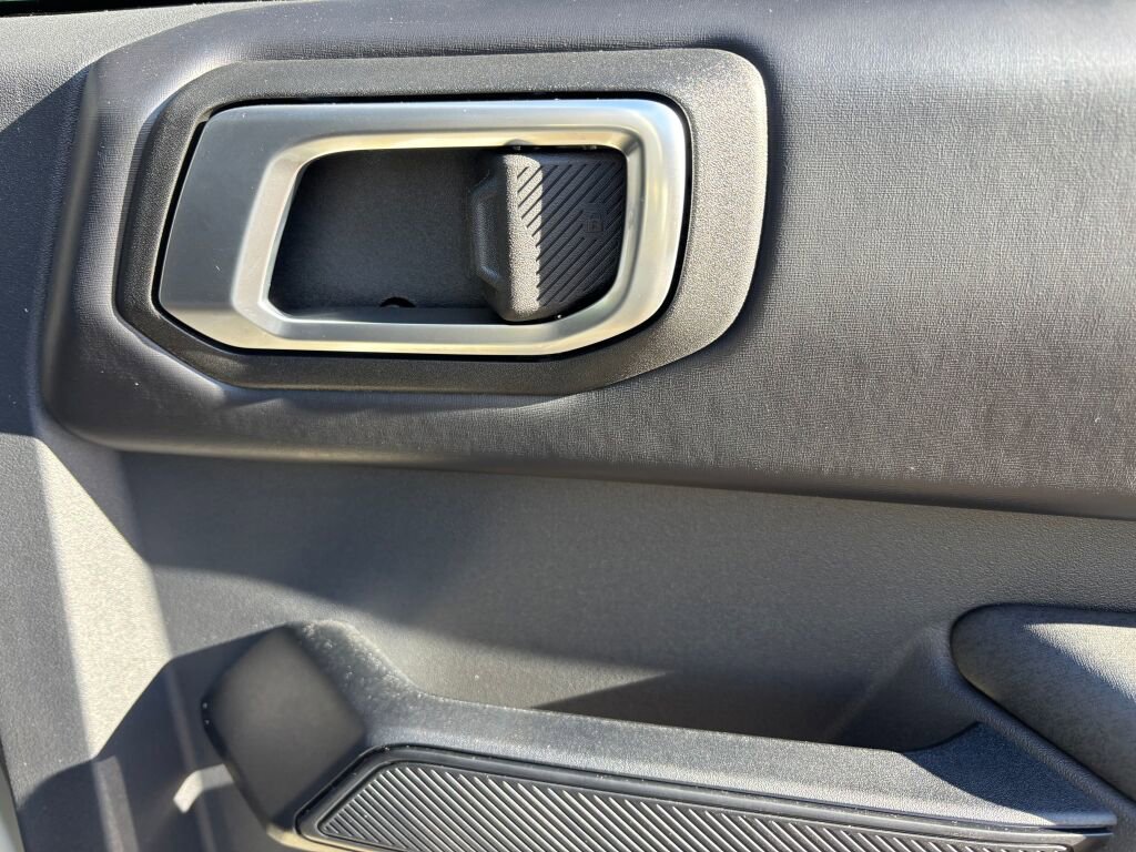 New 2025 Ford Bronco Badlands w/ Sasquatch Package image 17