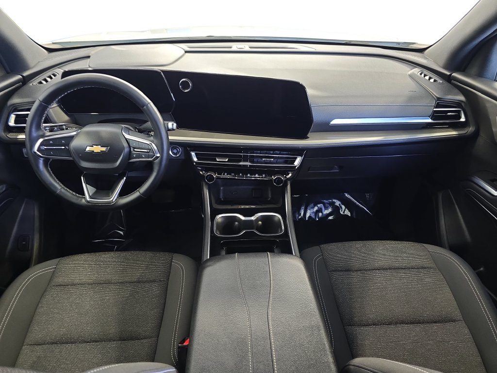 Used 2024 Chevrolet Traverse LT FWD image 9