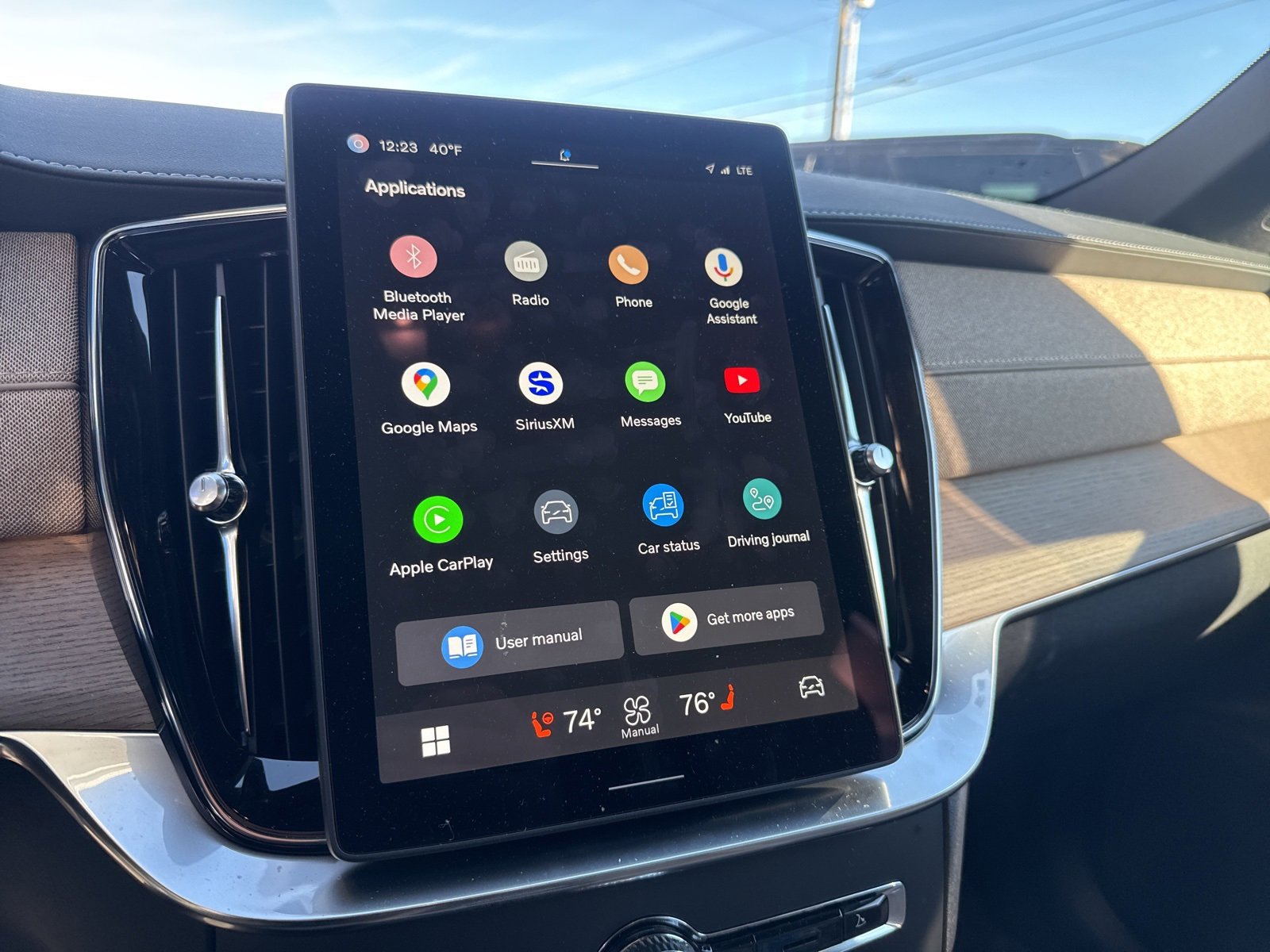 Used 2025 Volvo XC90 T8 Ultra w/ Protection Package Premier image 21