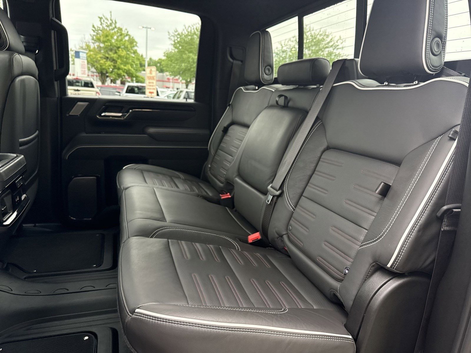 Used 2024 GMC Sierra 2500 AT4X w/ Snow Plow Prep/Camper Package AWD/4WD image 24