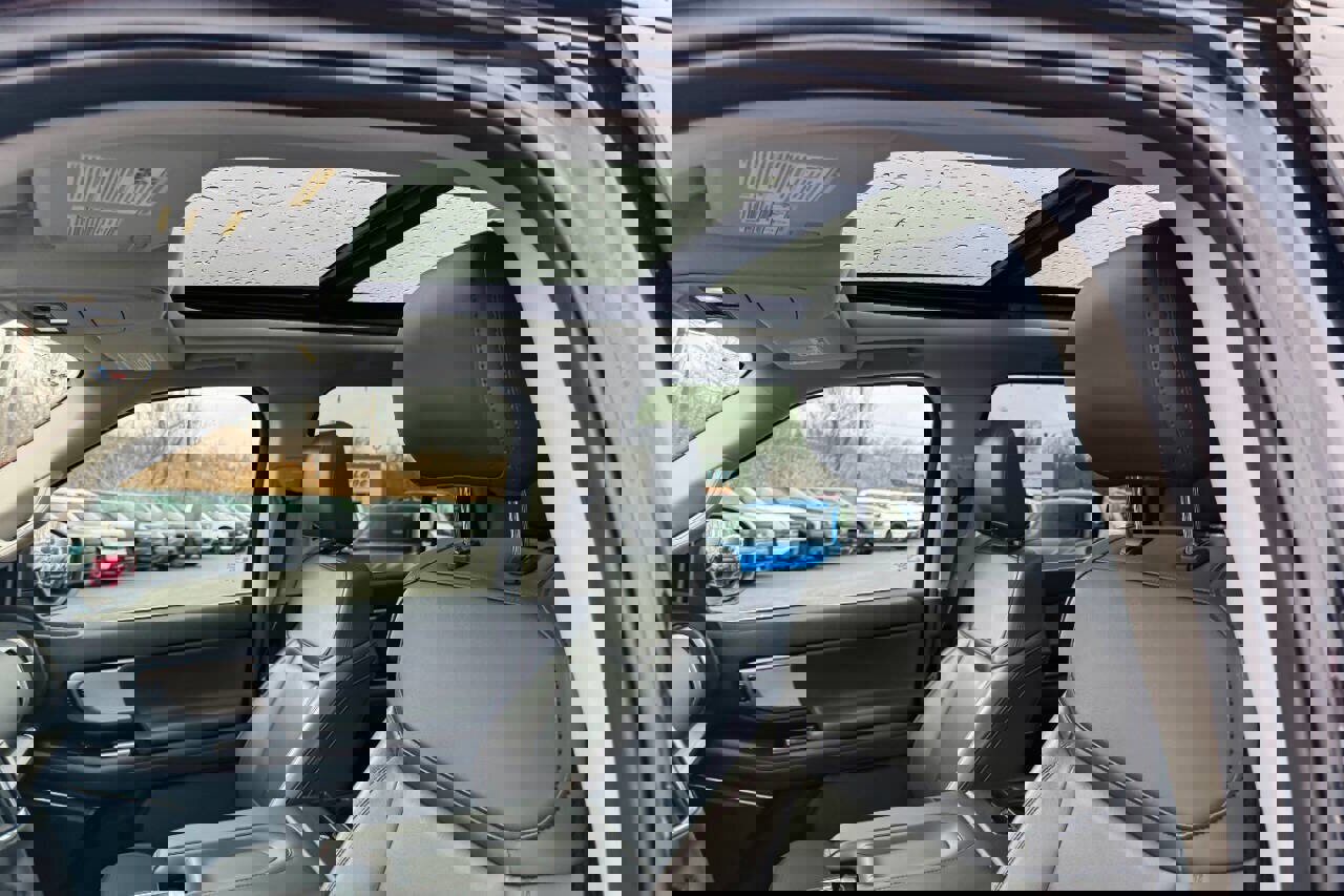 Used 2025 Ford Expedition Max Active image 27