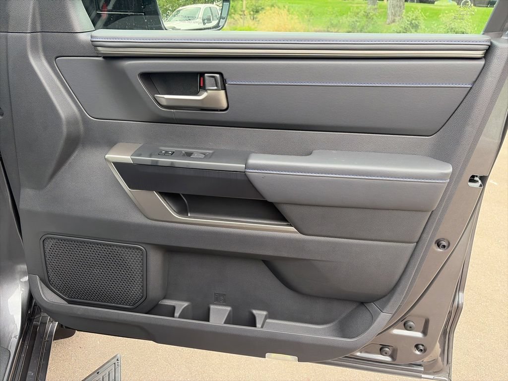 Used 2026 Toyota Sequoia Platinum AWD/4WD image 10