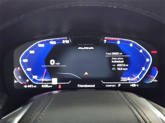 Used 2022 BMW ALPINA B7 xDrive ALPINA B7 xDrive w/ Luxury Rear Seating Package image 16