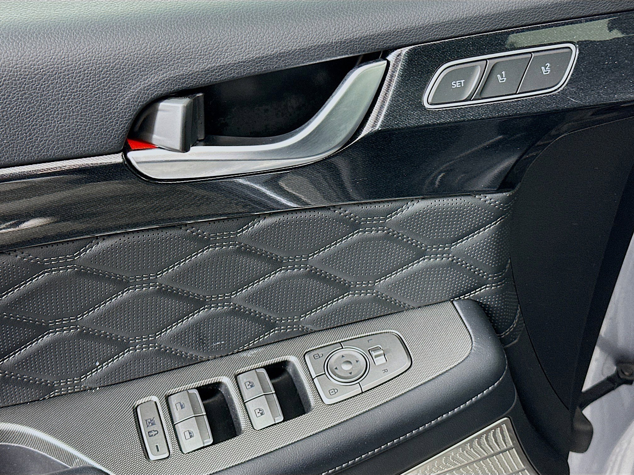 Used 2020 Hyundai Palisade Limited image 15