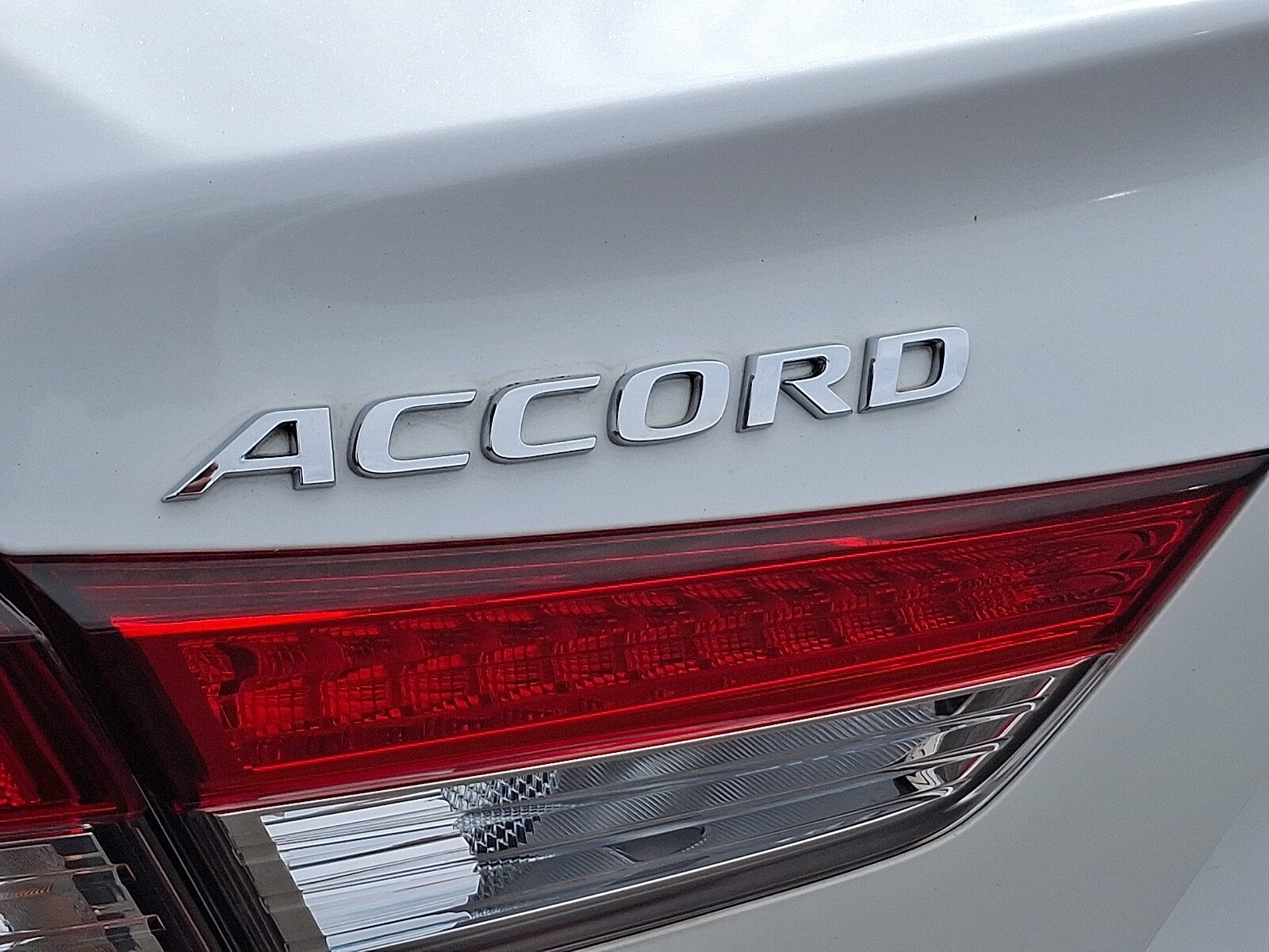 Used 2019 Honda Accord EX-L image 29