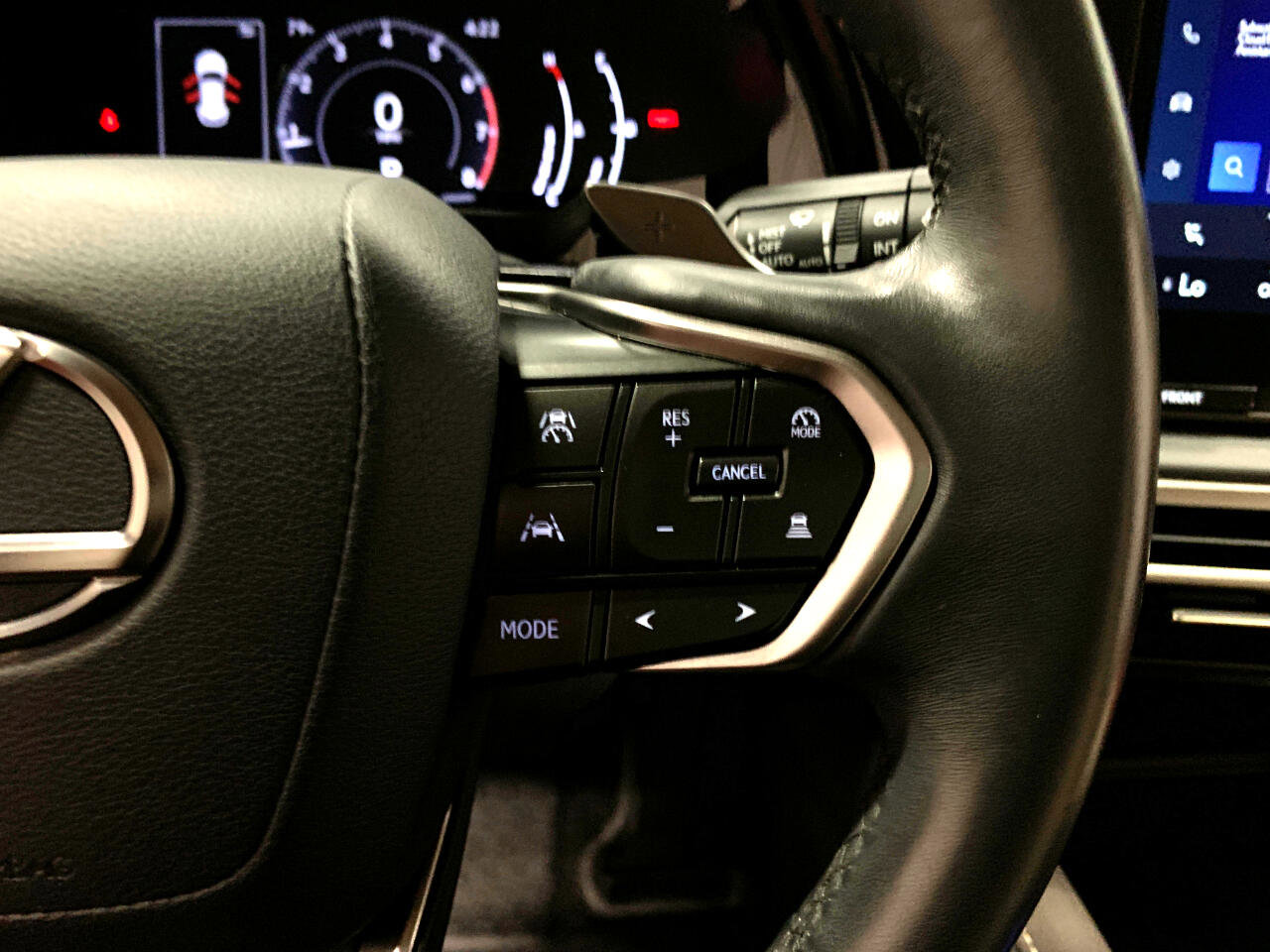 Used 2024 Lexus RX 350 FWD image 25