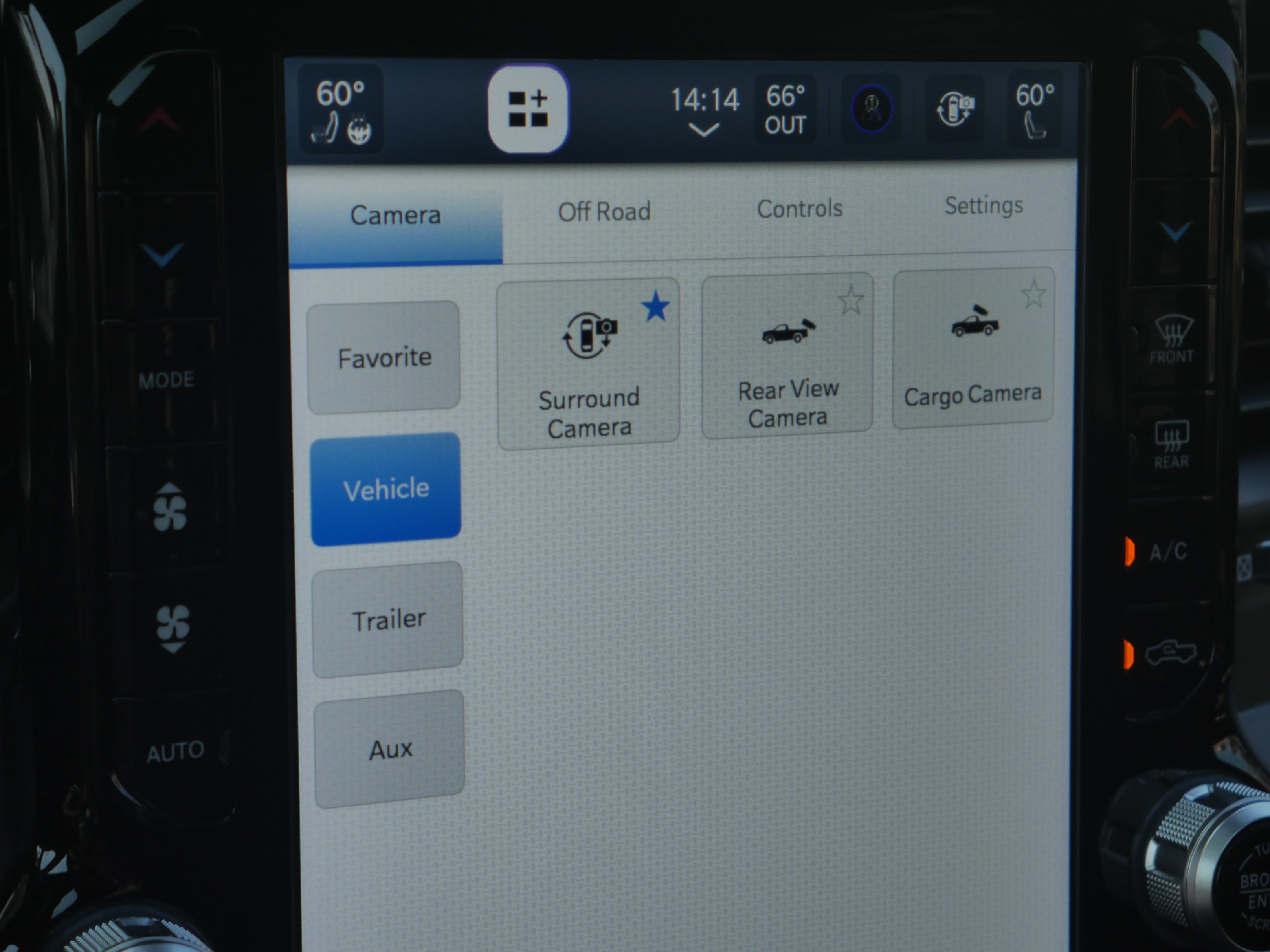 Used 2022 RAM 3500 Limited AWD/4WD image 13