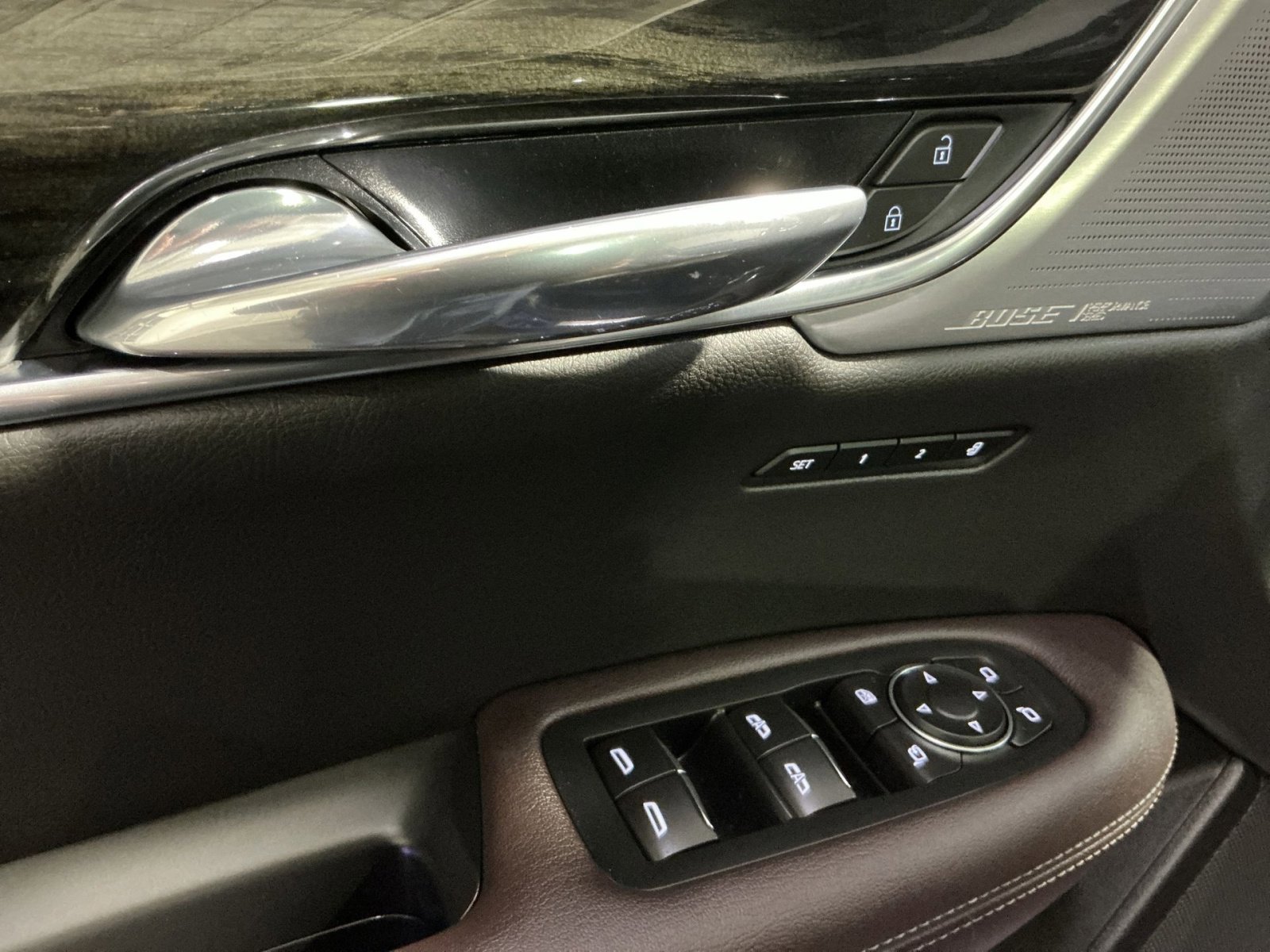 Used 2023 Cadillac XT6 Premium Luxury image 23