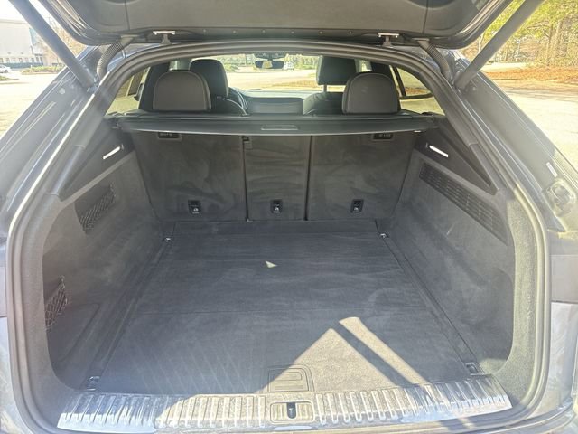 Used 2019 Audi Q8 Premium w/ Convenience Package image 25