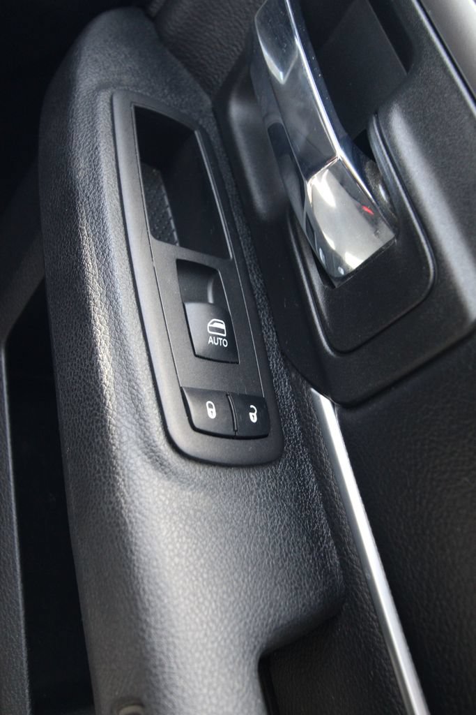 Used 2024 RAM 1500 Warlock AWD/4WD image 22