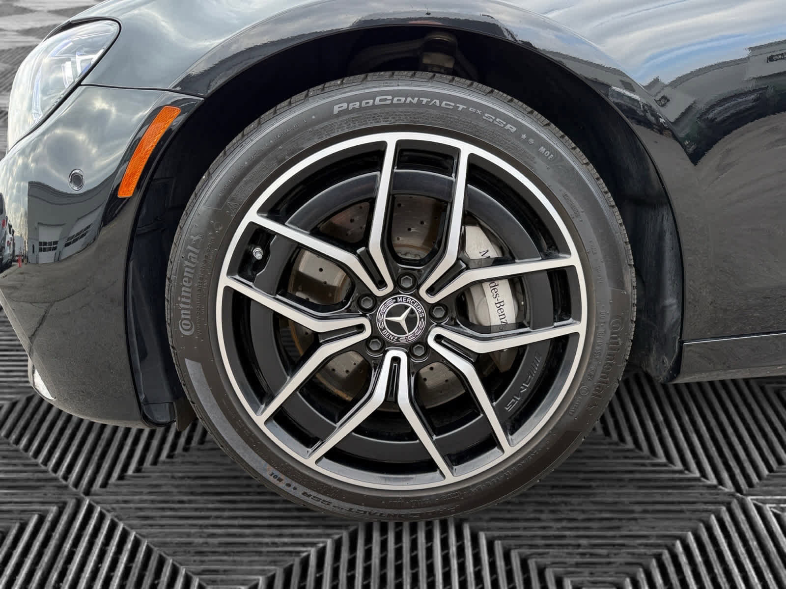 Certified 2023 Mercedes-Benz E 350 4MATIC Sedan image 9