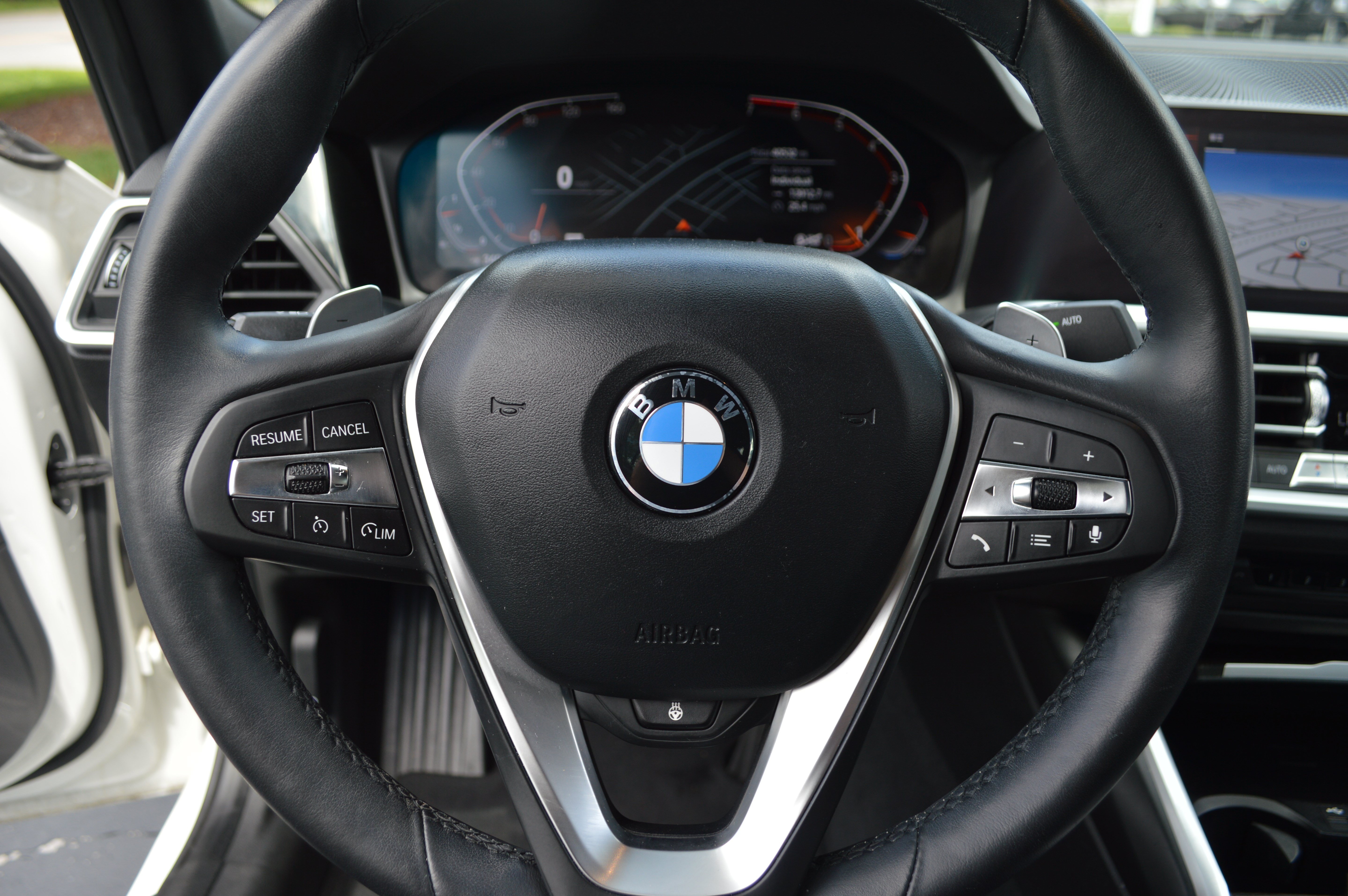 Used 2020 BMW 330i xDrive Sedan w/ Premium Package AWD/4WD image 14